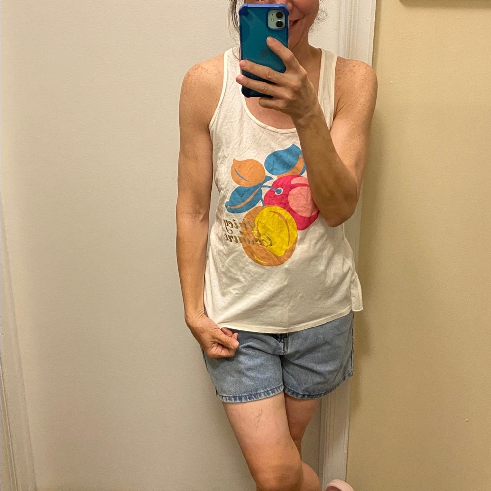 Juicy Couture White Tank with Colorful Graphic - Picture 4 of 9